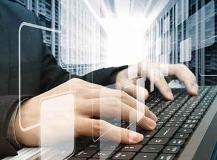 會(huì)計(jì)、工程、計(jì)算機(jī)專業(yè)成加國(guó)求職季緊缺人才,加拿大2018留學(xué)申請(qǐng)即將截止