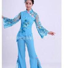 套裝服飾批發(fā)全攻略 廠家、價格與市場洞察